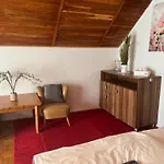 Tagas Hely A Parton Holiday home Balatonszarszo