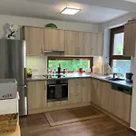 Tagas Hely A Parton Holiday home Balatonszarszo