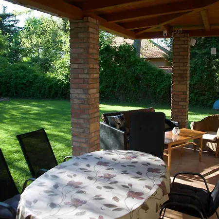 Tagas Hely A Parton Holiday home