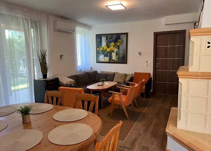 Tagas Hely A Parton Σπίτι διακοπών Balatonszarszo